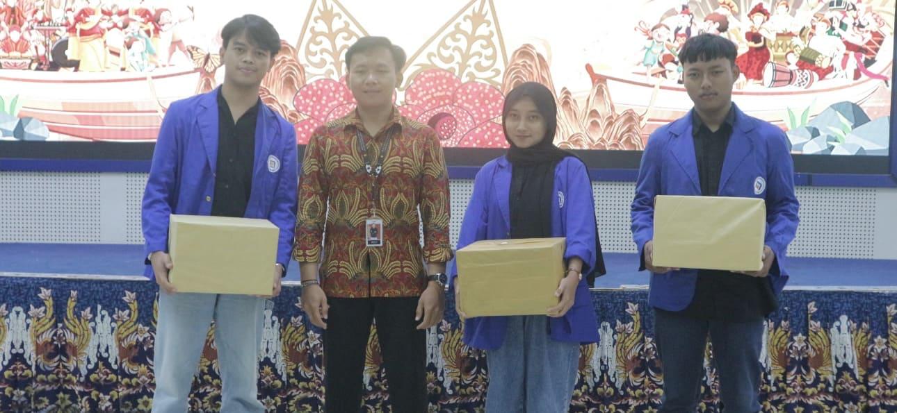 28. Pemberian Hadiah Day 2
